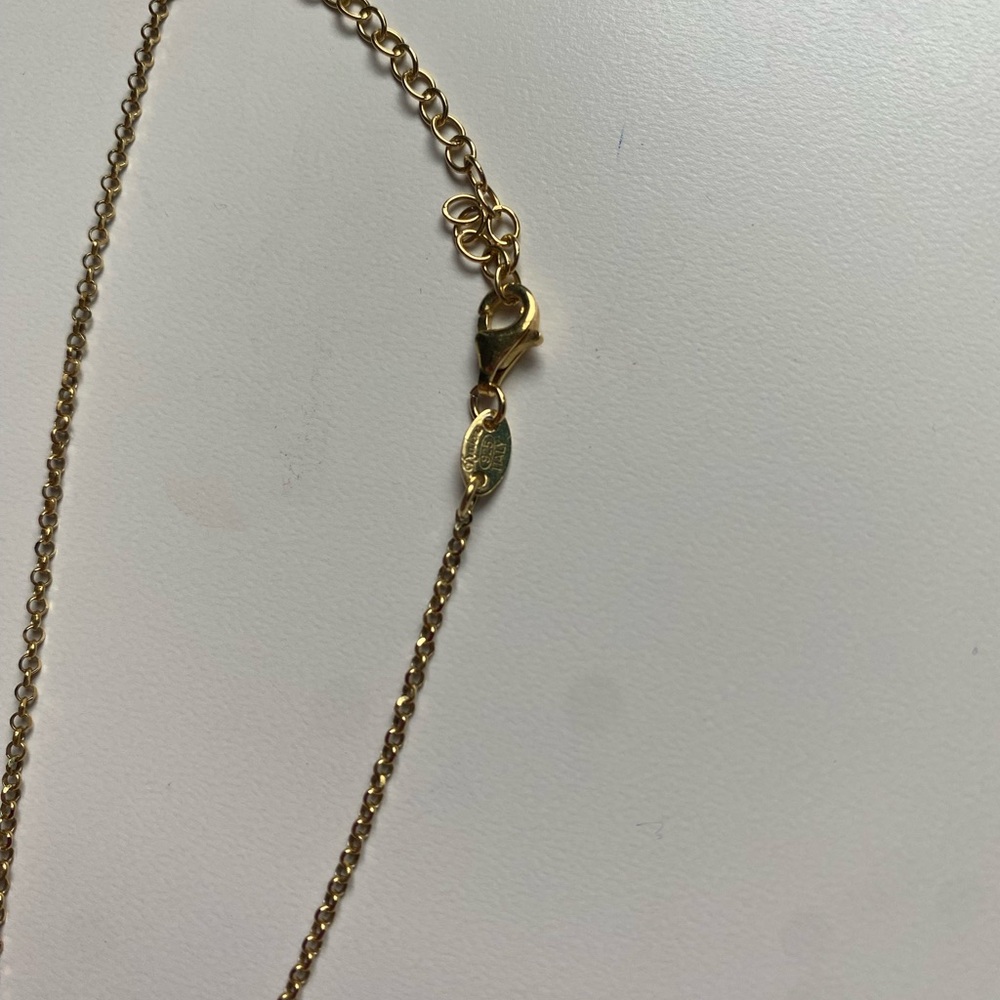 Elegant Gold and Green Clover Pendant Necklace🍀 - Picture 4 of 4